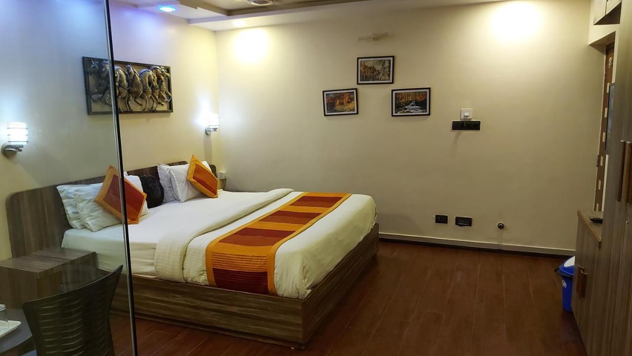Shaleen Elegance Homestay Nakki Lake 400 Meters Abu Zewnętrze zdjęcie