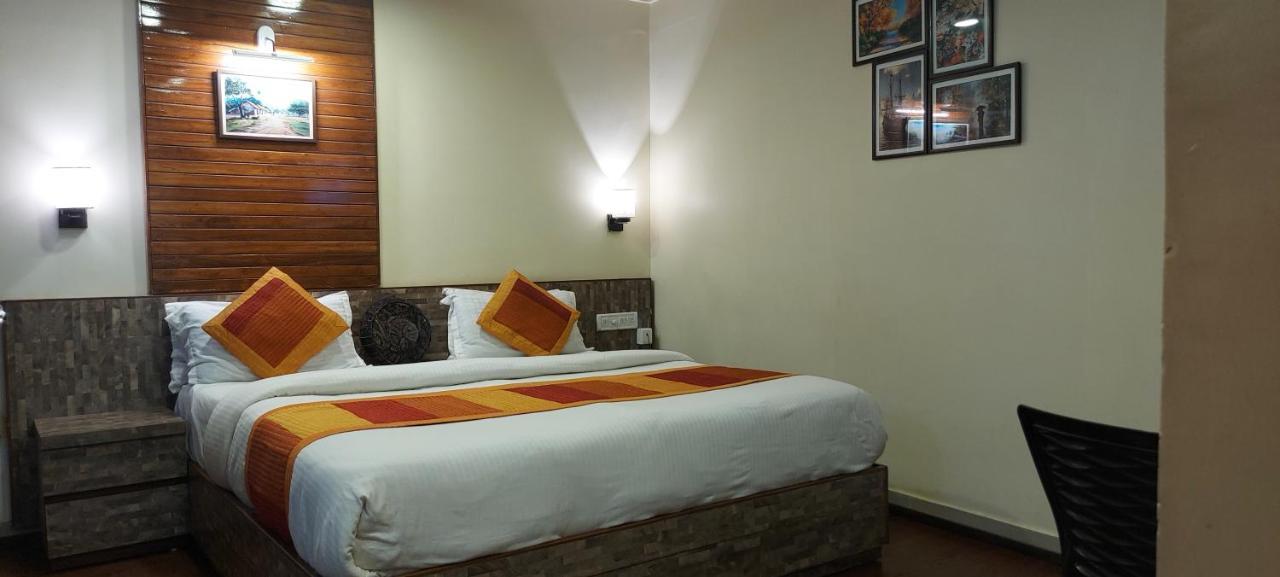 Shaleen Elegance Homestay Nakki Lake 400 Meters Abu Zewnętrze zdjęcie