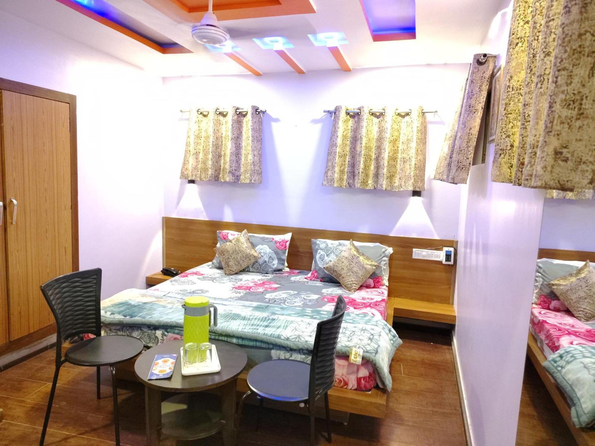 Shaleen Elegance Homestay Nakki Lake 400 Meters Abu Zewnętrze zdjęcie